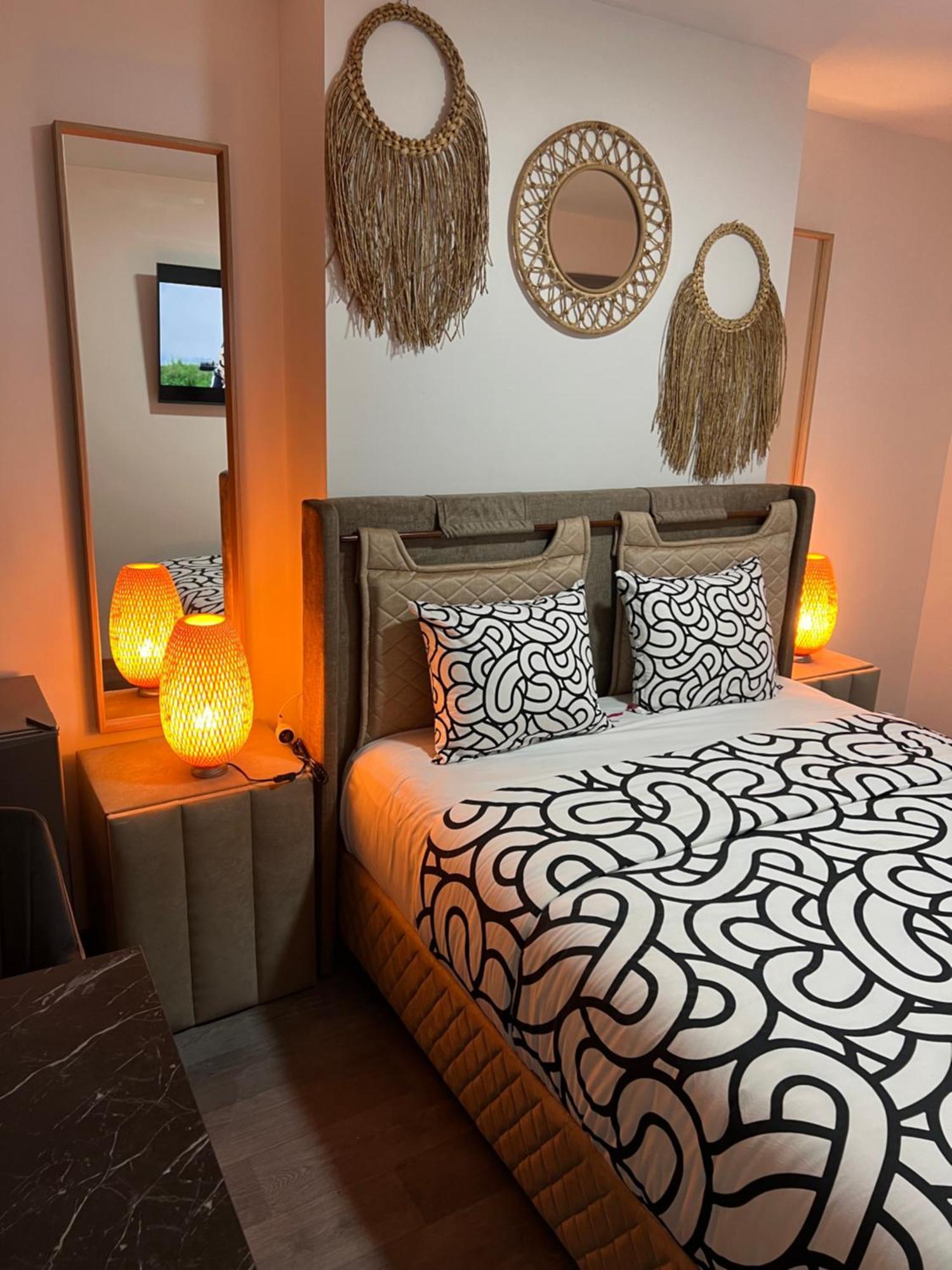 Cozy Havens In The Heart Of Brussels City Bagian luar foto